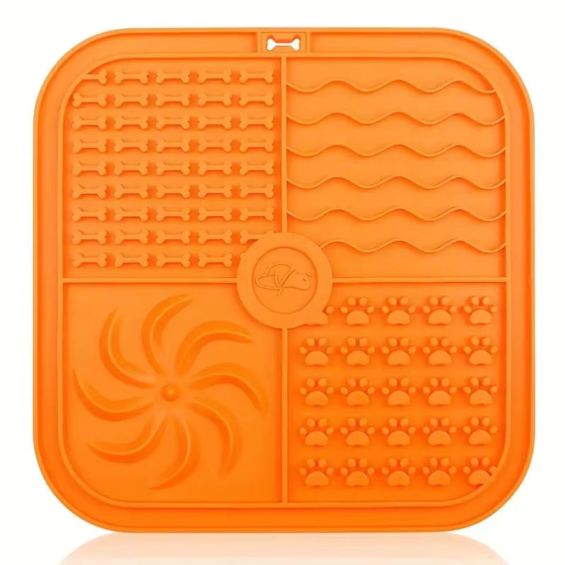Silicone Slow Feeder Mat Pet Lick Pet Slow Food Plate Bathing Distraction Silicone Dog Sucker Food Training Dog Feeder Supplies