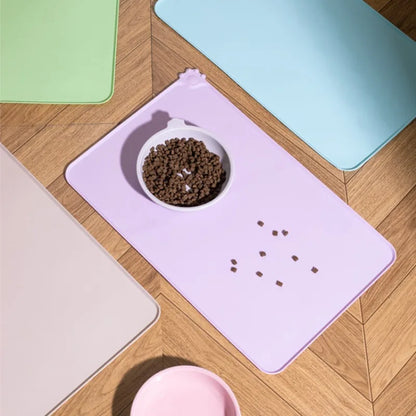 Pet Feeding Mat - Silicone Dog  Waterproof Non-Slip Spill Proof Pet Placemat Practical Home Solution for Dogs and  Cats