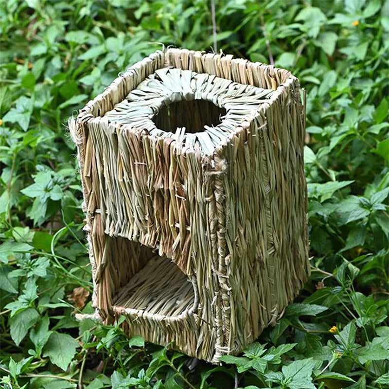 Rabbit Grass Bed Natural Straw Woven House Bunny Chew Toys Hay Nest Tunnel For Hamsters Chinchillas Mice Small Animals