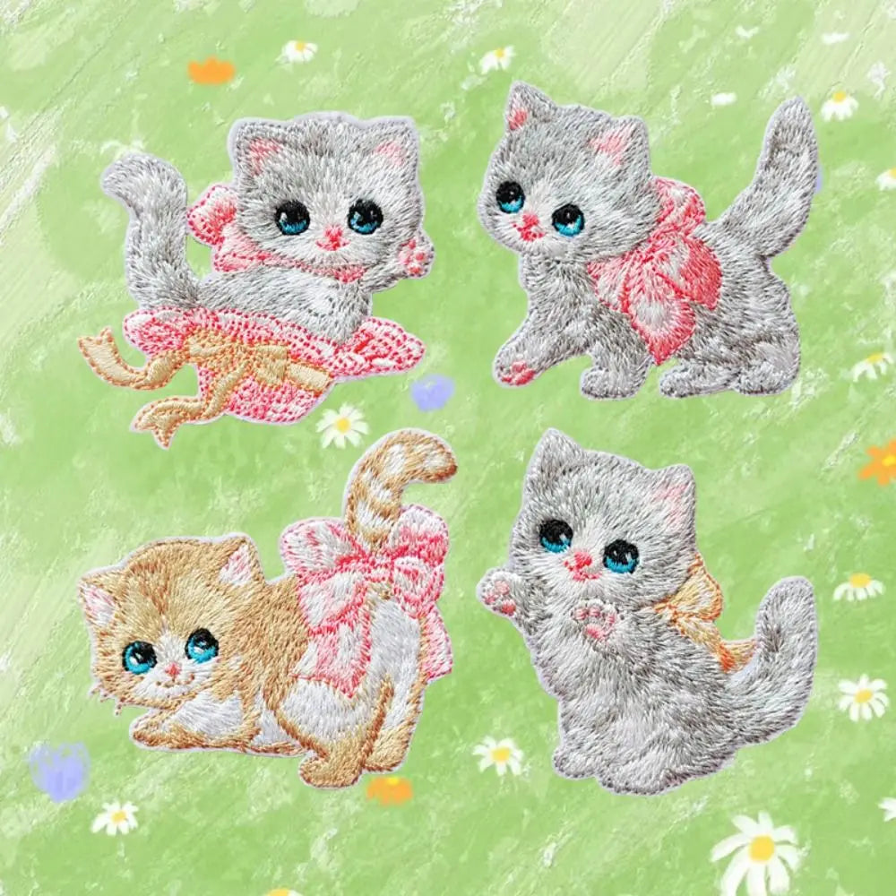 Apparel Self-adhesive Cartoon Cat Embroidered Patch DIY Cute Clothing Patch Clothes Stickers Clothes Appliques Sewing